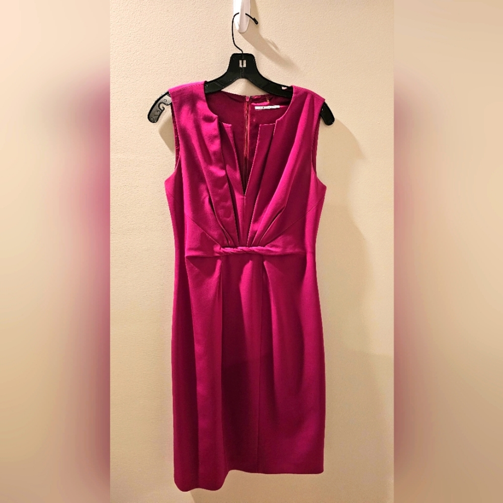Elie Tahari Magenta Sheath Dress, Size 6